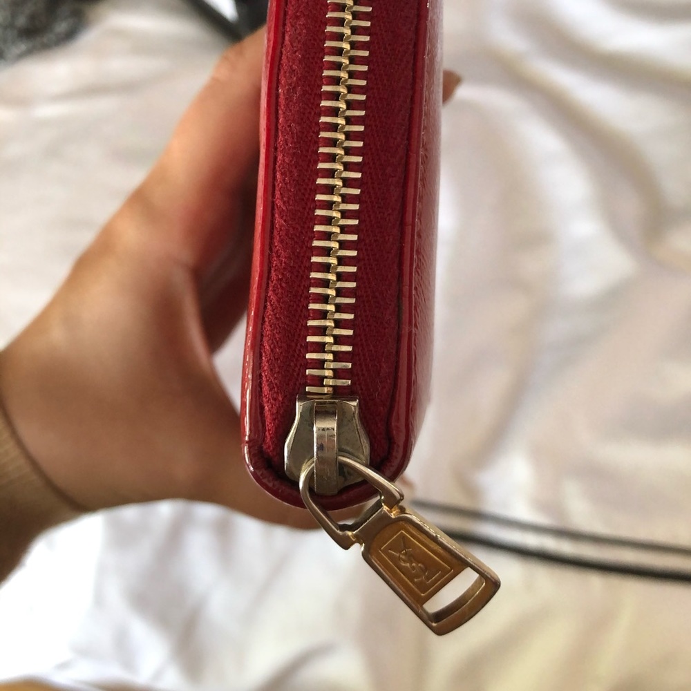 Yves Saint Laurent Wallet - Picture 3 of 8